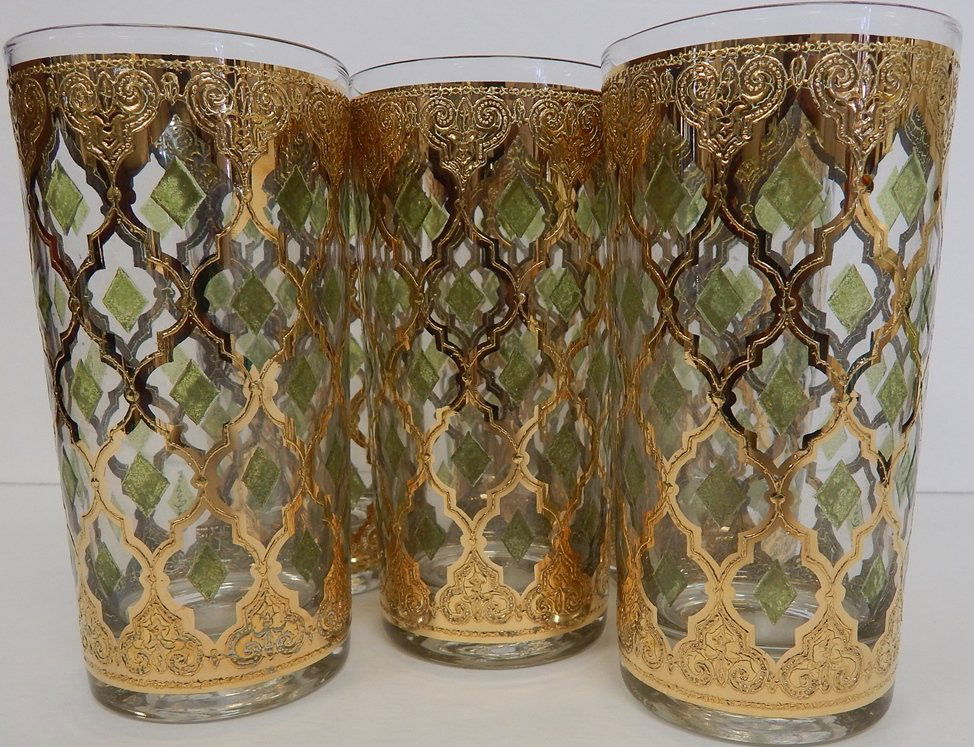 (6) VINTAGE DRINKING GLASSES: GOOD CONDITION. WE DO NOT SHIP. PLEASE CONTACT A SHIPPING CENTER OF YOUR CHOICE USING ZIP CODE LOCATION 33460. CHECK OUR WEBSITE FOR MORE DETAILS & UPDATES.