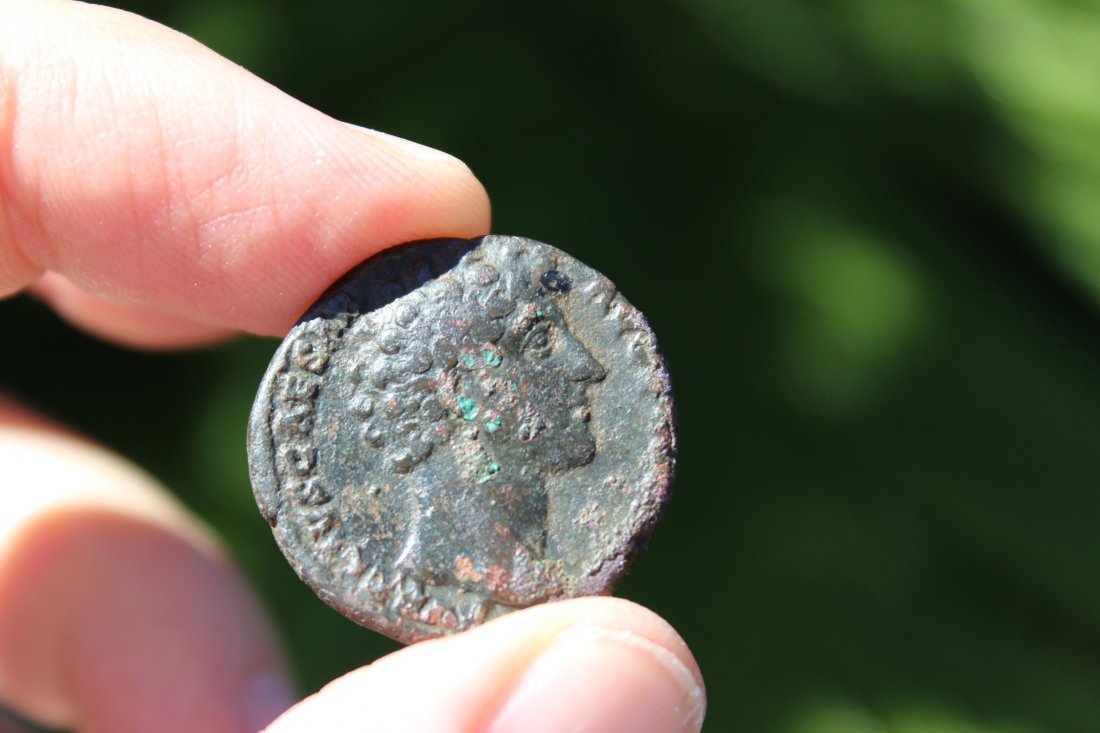 Marcus Aurelius 161-180AD, Roman bronze coin (1 of 6)