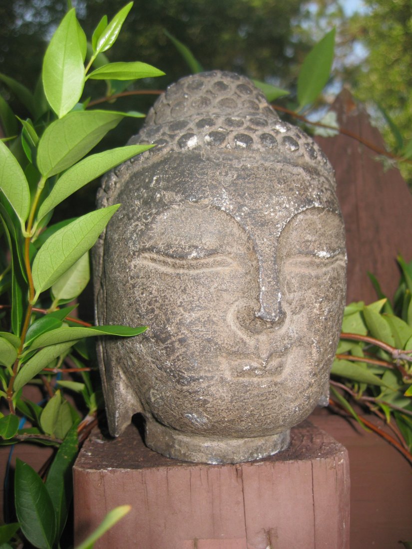 Small Antique Chinese carved stone Buddha Head, 3 lb.,: Small Antique Chinese carved stone Buddha Head, 3 lb., 5 inches. Approximate weight: 3 lb. = 1300g. Height: 5â€ =12.5 cm. Age: more than 100 years old