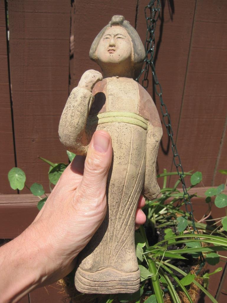 Chinese Terracotta Lady, Tang dynasty(?) 27.7 cm (1 of 10)
