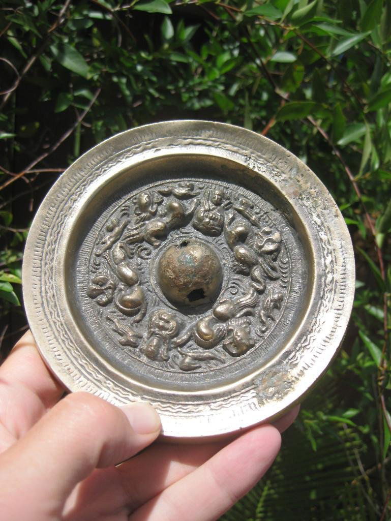 E Han d Chinese cast bronze mirror, heavy, unusually (1 of 10)