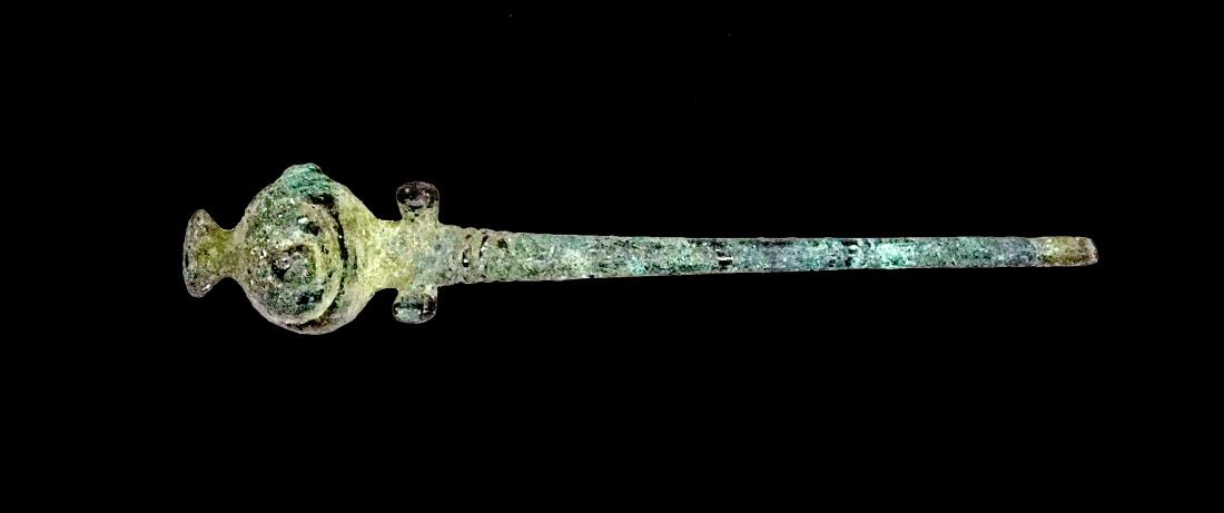 A Very Nice Ancient Bactrian Bronze Kohl Stick (1 of 1)