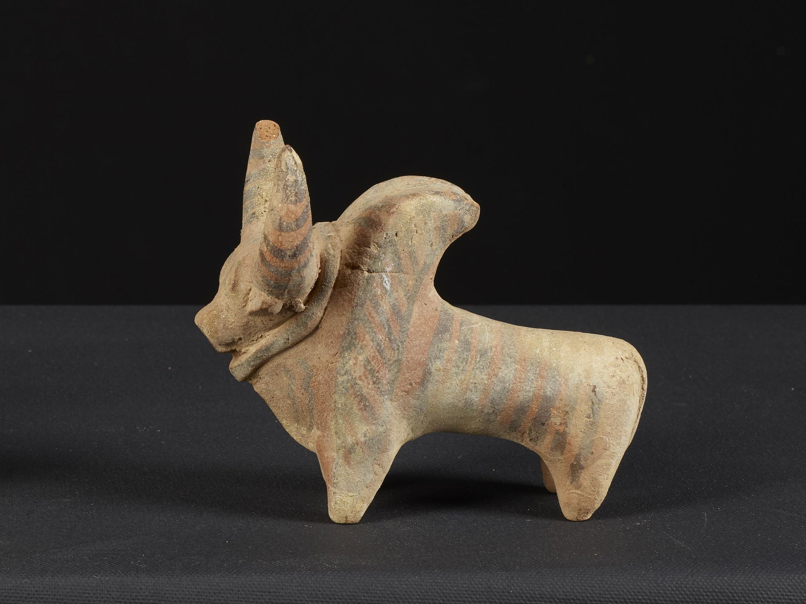 A Very Nice Indus Valley Pottery Figure of Zebu Bull (1 of 1)