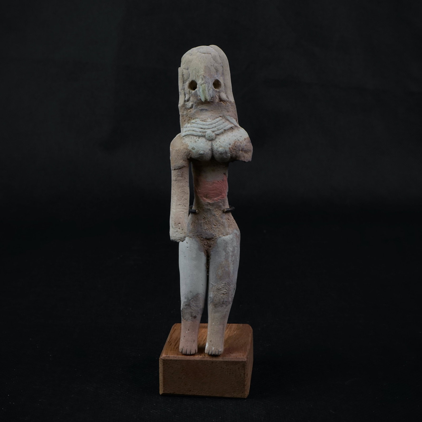 A Very Nice Indus Valley Figure of Mother goddess: A Very Nice Indus Valley Figure of Mother goddess Indus Valley Civilization 3rd Millennium B.C. H: 13.5cm ******FREE INTERNATIONAL REGULAR POSTAGE******