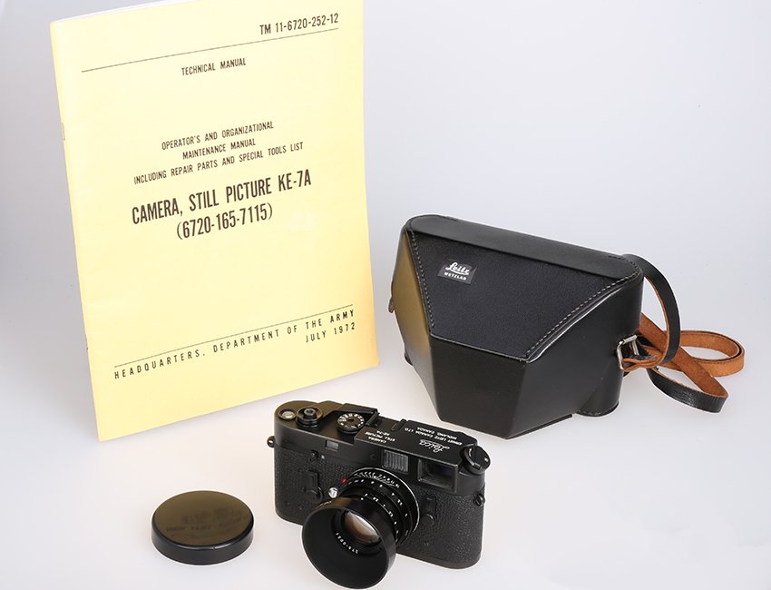 KE-7A “U.S. Army” #1294520: Leica KE-7A produced in 1972, only 505 units were made and 460 units for U.S. Military. Its durability is much higher than other M Cameras. The Military no. “FSN 6720-165-7115” and contract no. "C