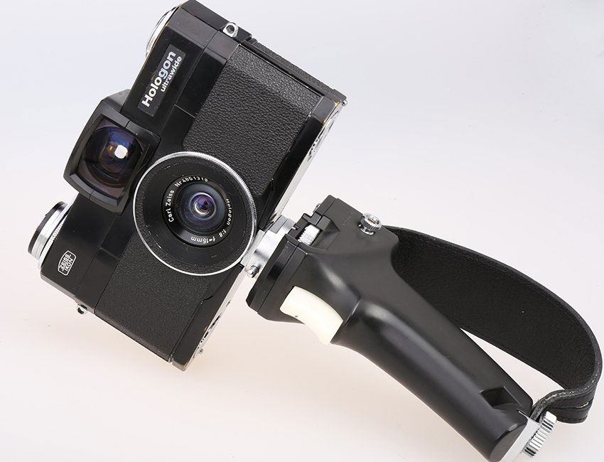 Zeiss Ikon Hologon Ultrawide with 8/15mm #P76142: This camera comes with Hologon 8/15mm (#4581319), handgrip, two cable releases, leather case, strap, center filter (S574).