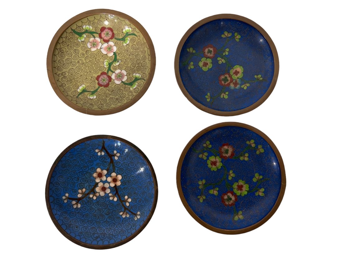 4 VINTAGE CHINESE CLOISONNE PLATES (1 of 6)