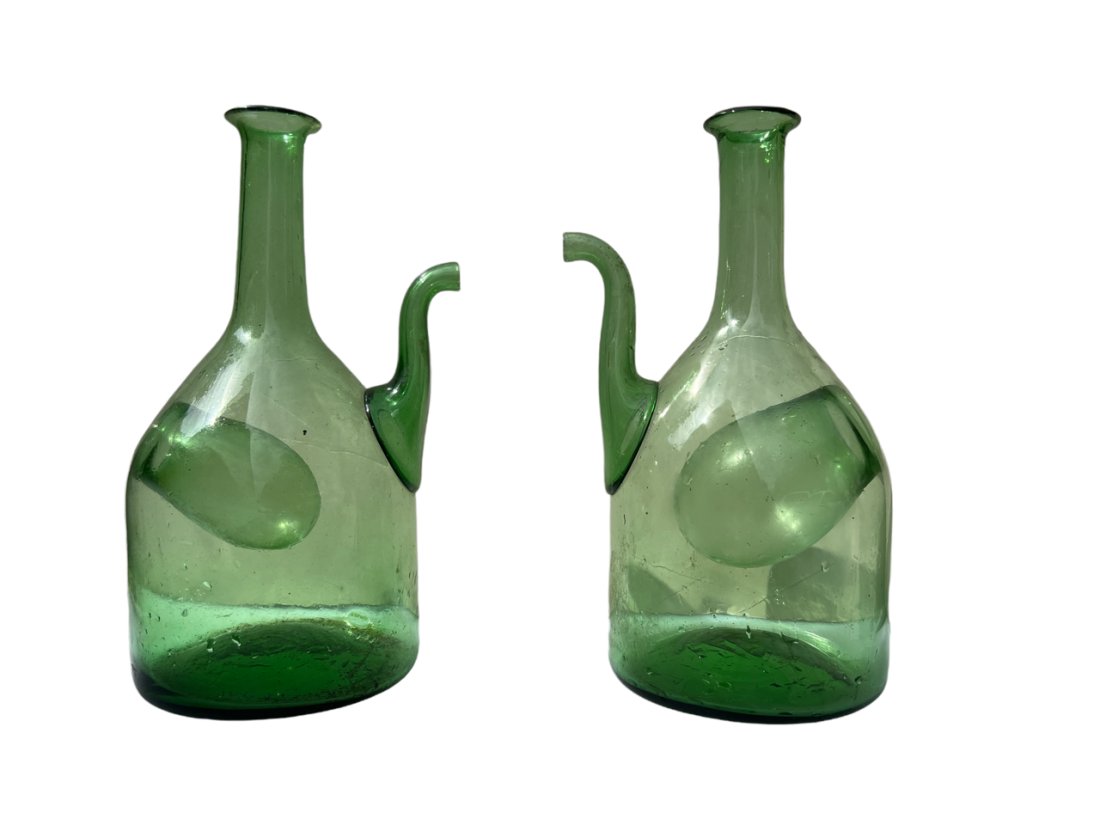 VINTAGE PAIR HAND BLOWN GREEN GLASS SANGRIA BOTTLE (1 of 6)