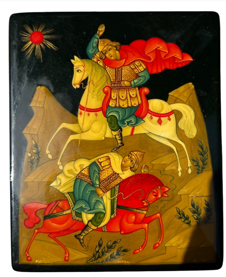 VINTAGE RUSSIAN SOVIET HAND PAINTED LACQUERED WOODEN BOX SIGNED FEDOSKINO (1 of 10)