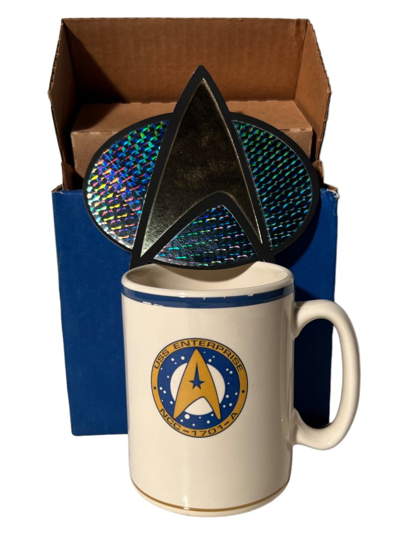 Vintage Pfaltzgraff 1993 Star Trek USS Enterprise NCC 1701 A- Coffee Cup (1 of 2)