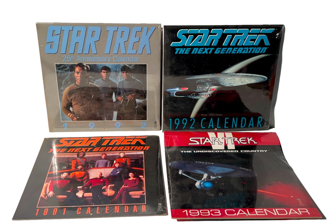 LOT OF 4 VINTAGE Star Trek The Next Generation (1 of 6)