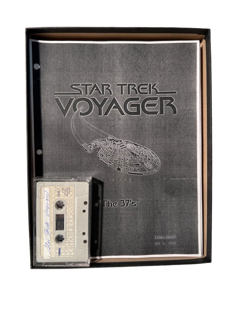 SCRIPT  STAR TREK: VOYAGER WITH AUDIO TAPE (1 of 5)