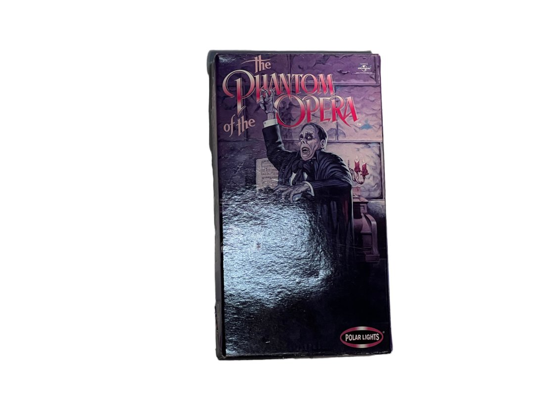 2000 #5027 Phantom of the Opera PLASTIC MODEL KIT Sealed In Box (1 of 4)