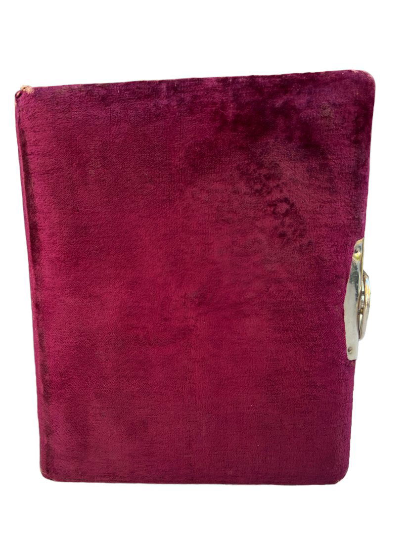 OLD PHOTO ALBUM PORTRAITS BOOK (1 of 11)