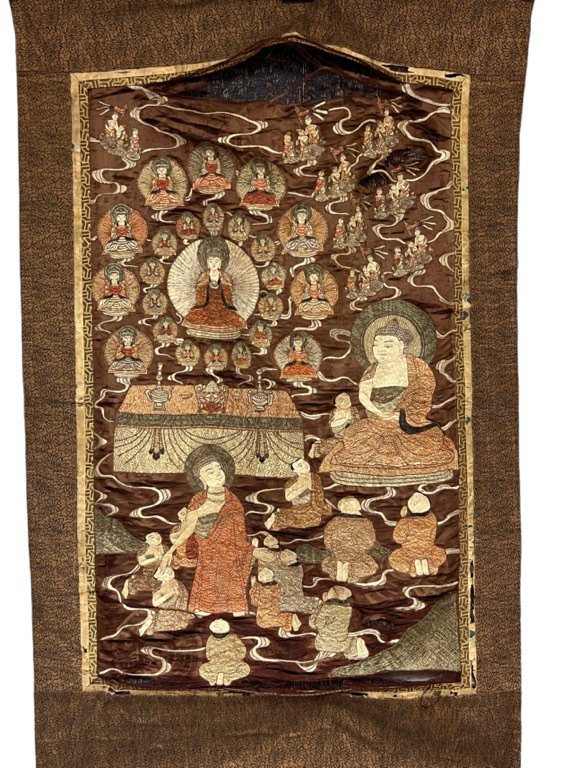 ANTIQUE CHINESE TIBETAN EMBROIDERED THANGKA: ANTIQUE CHINESE TIBETAN EMBROIDERED THANGKA, PLEASE SEE PHOTOS SOME PART DAMAGES