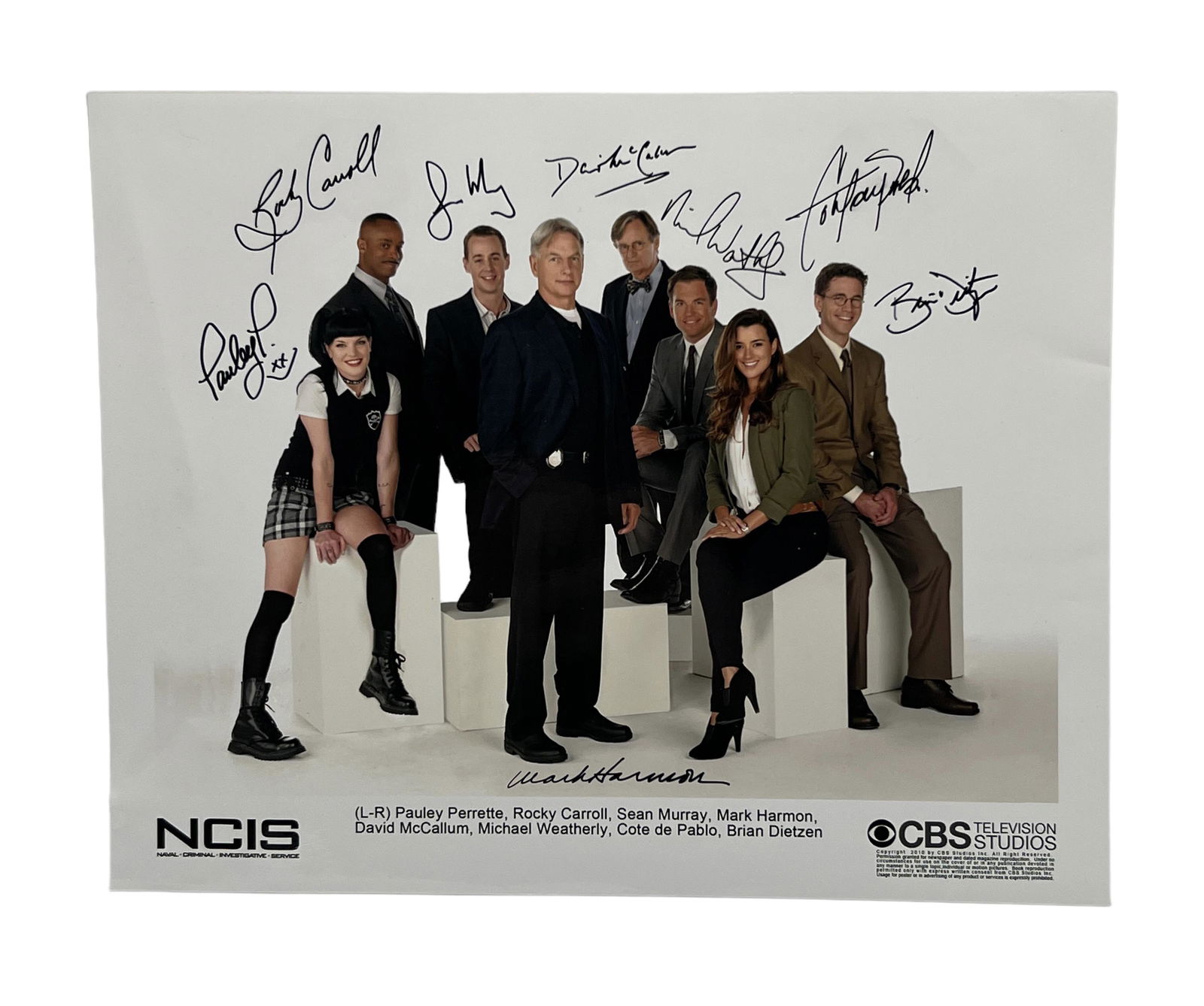 NCIS CAST SIGNED 8" X 10" PHOTO (1 of 2)