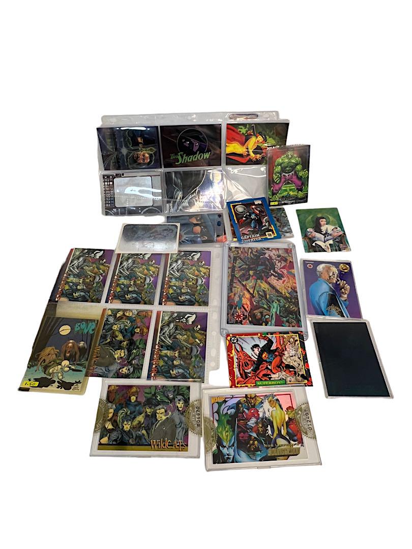 SET OF COMIC TRADING CARDS 22 ITEMS (1 of 6)