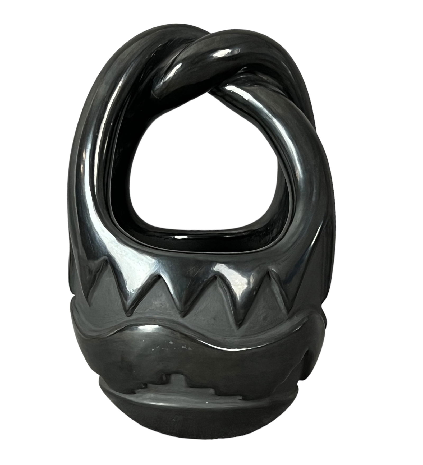 Madeline Naranjo vintage Native American Indian blackware basket pot signed (1 of 6)