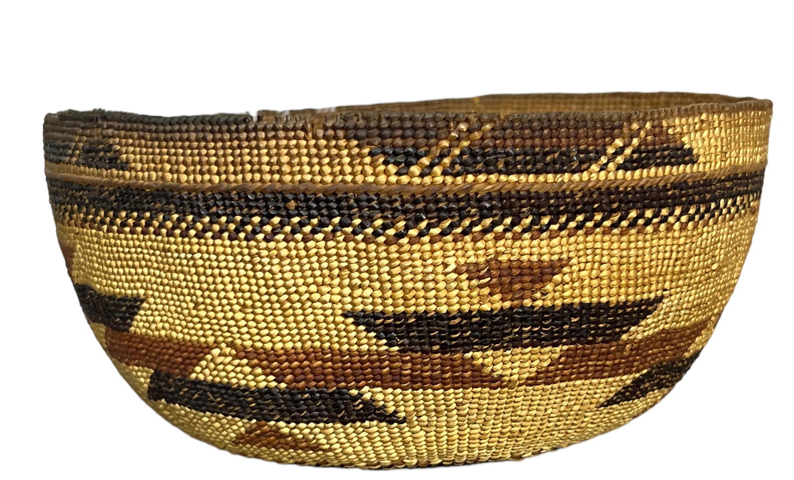 Antique Native American Indian basket (1 of 7)