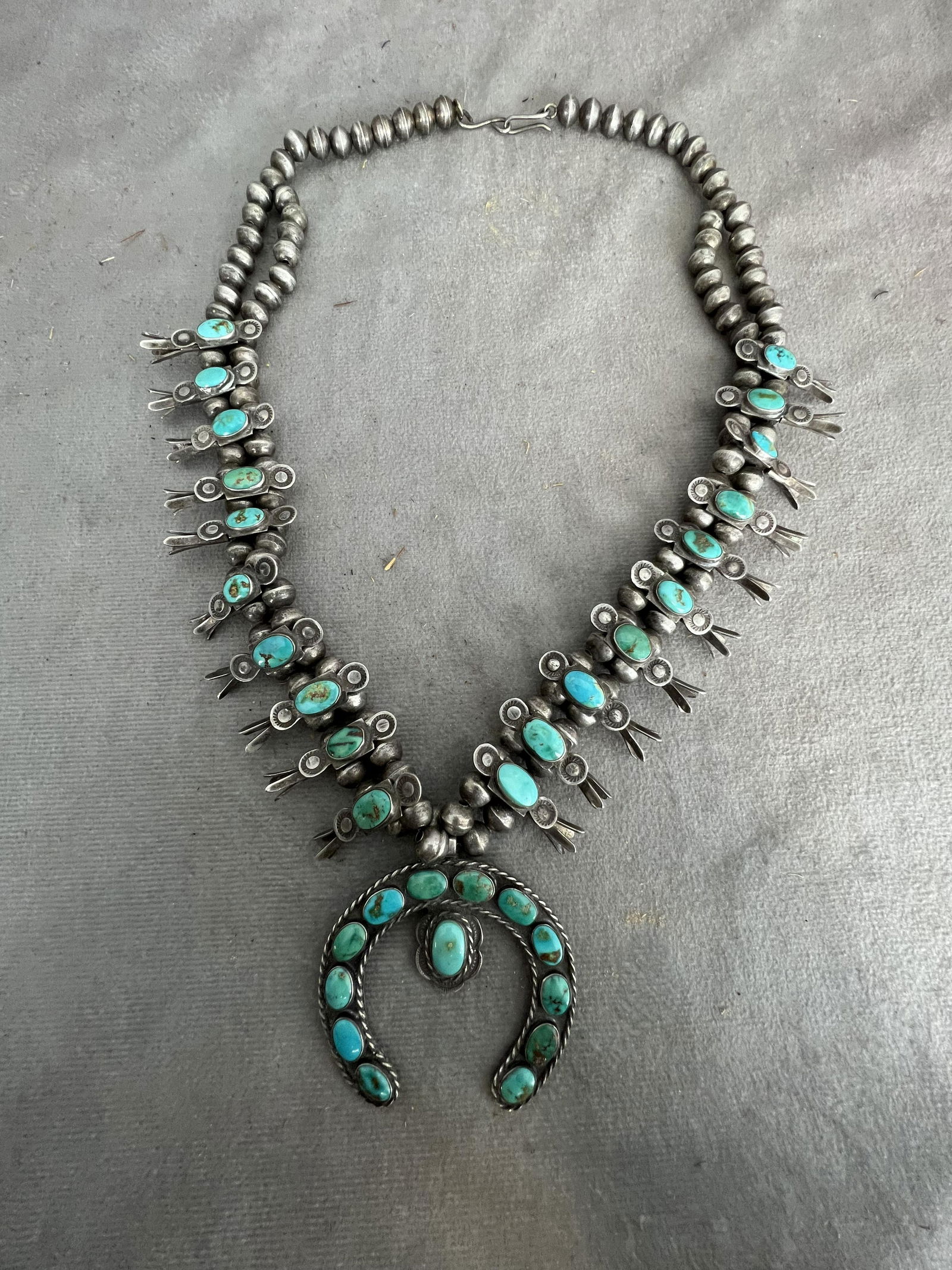 RARE NATIVE AMERICAN SILVER TURQUOISE SQUASH BLOSSOM NECKLACE (1 of 8)