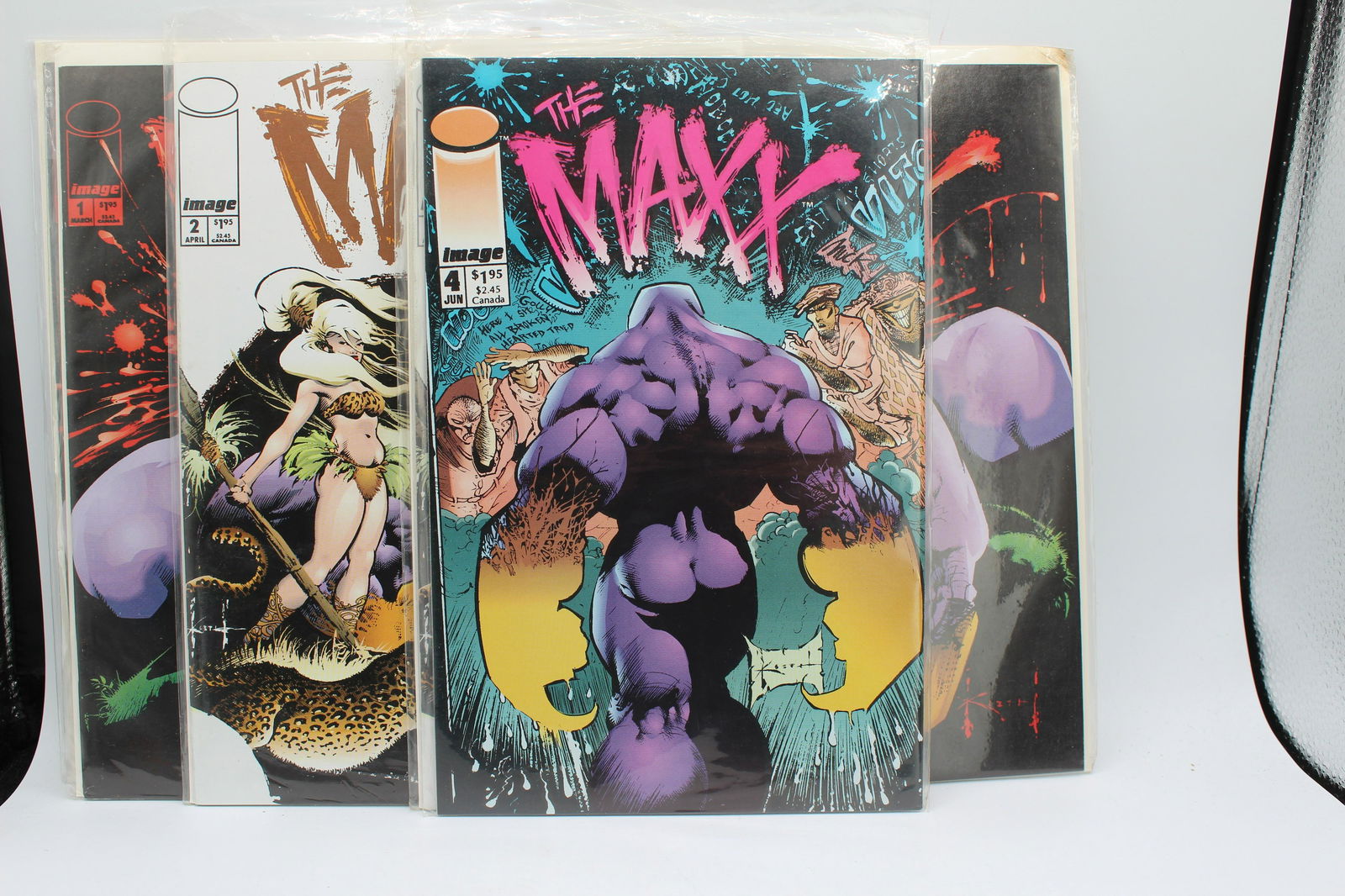The Maxx #1, 2, 4 comic book lot collection of six comics (1 of 6)