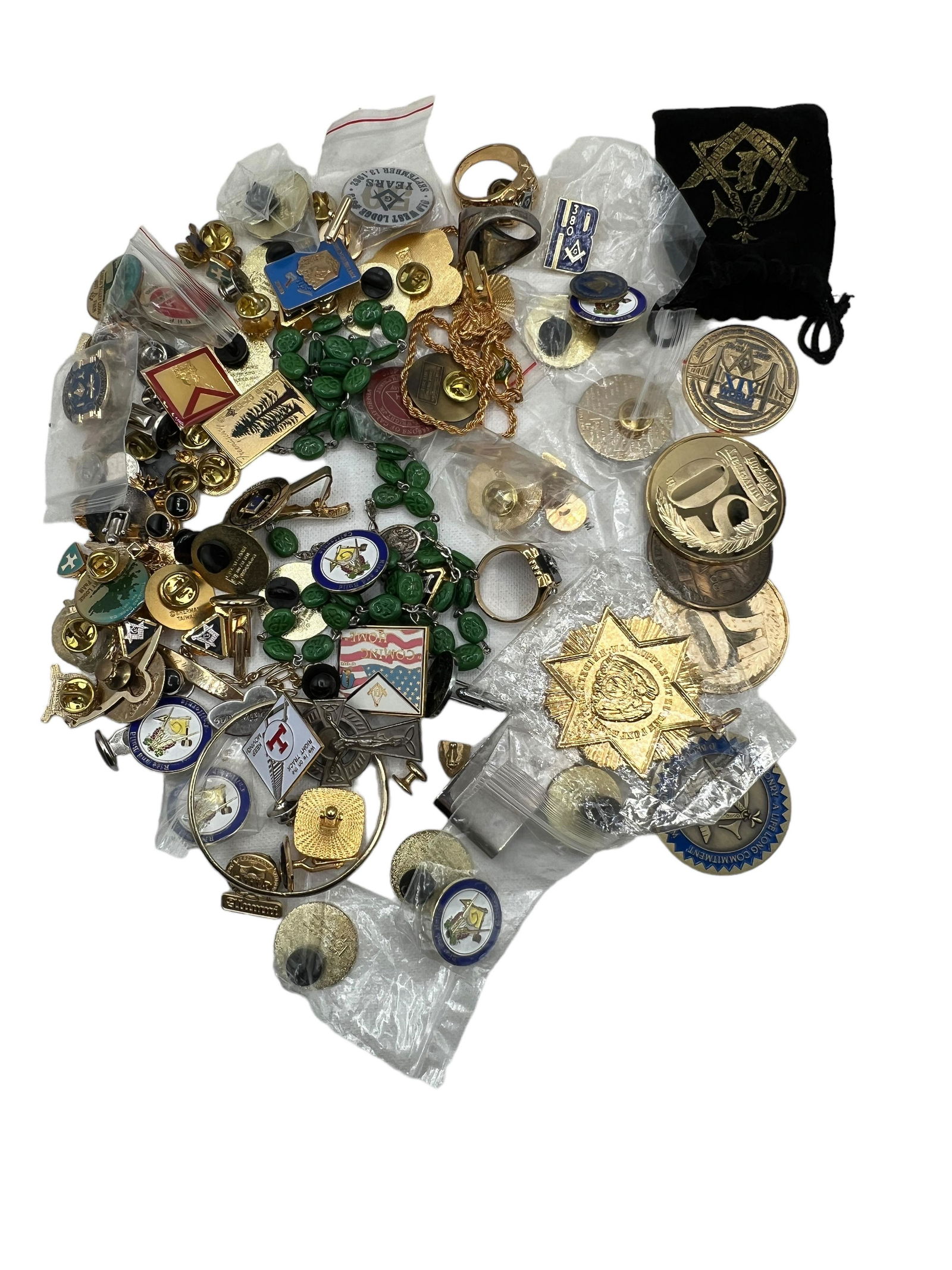 Masonic Freemason collection, lot rings, pins cufflinks (1 of 9)