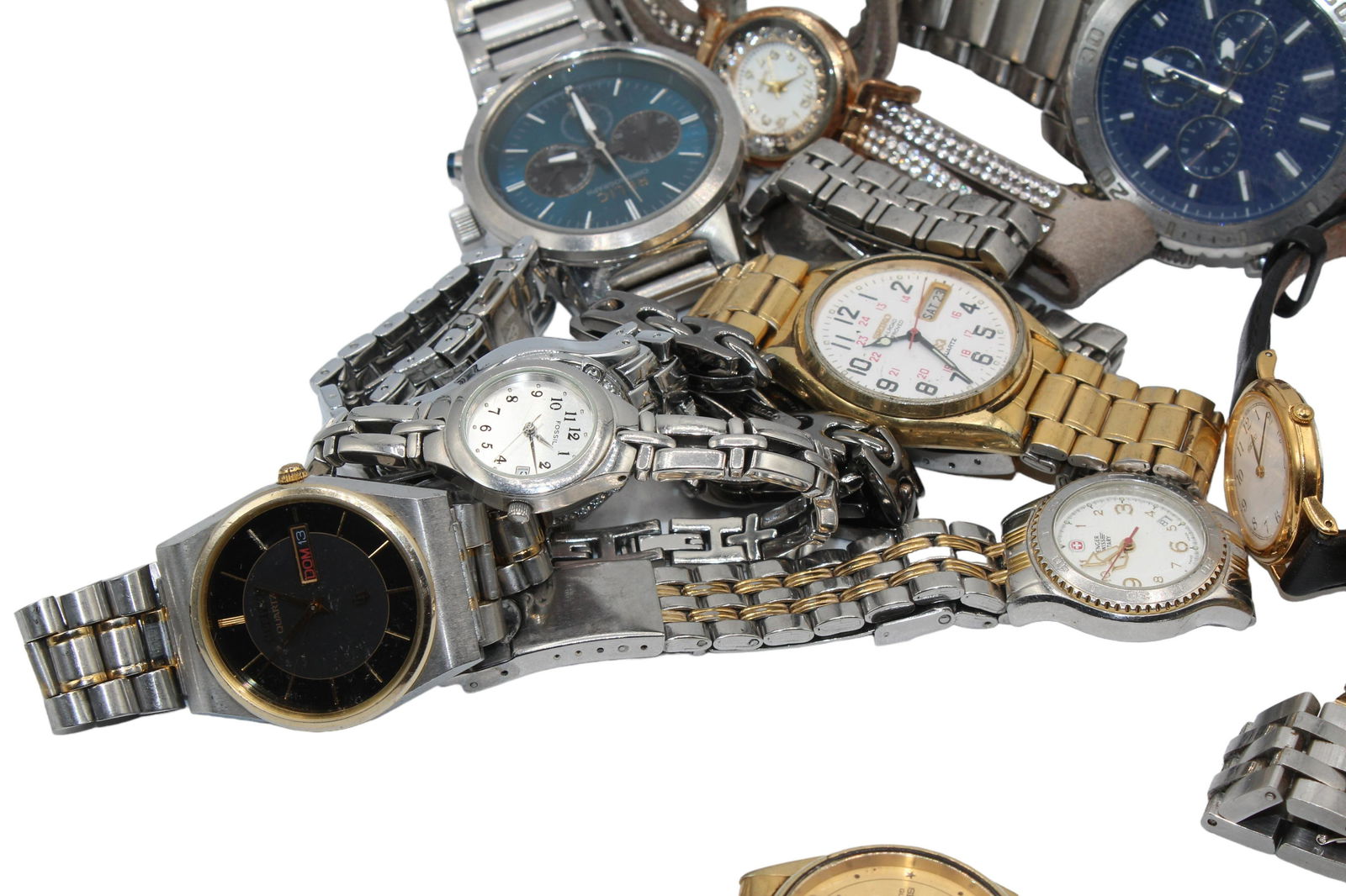 Vintage wristwatch collection 17 piece watch lot (1 of 6)
