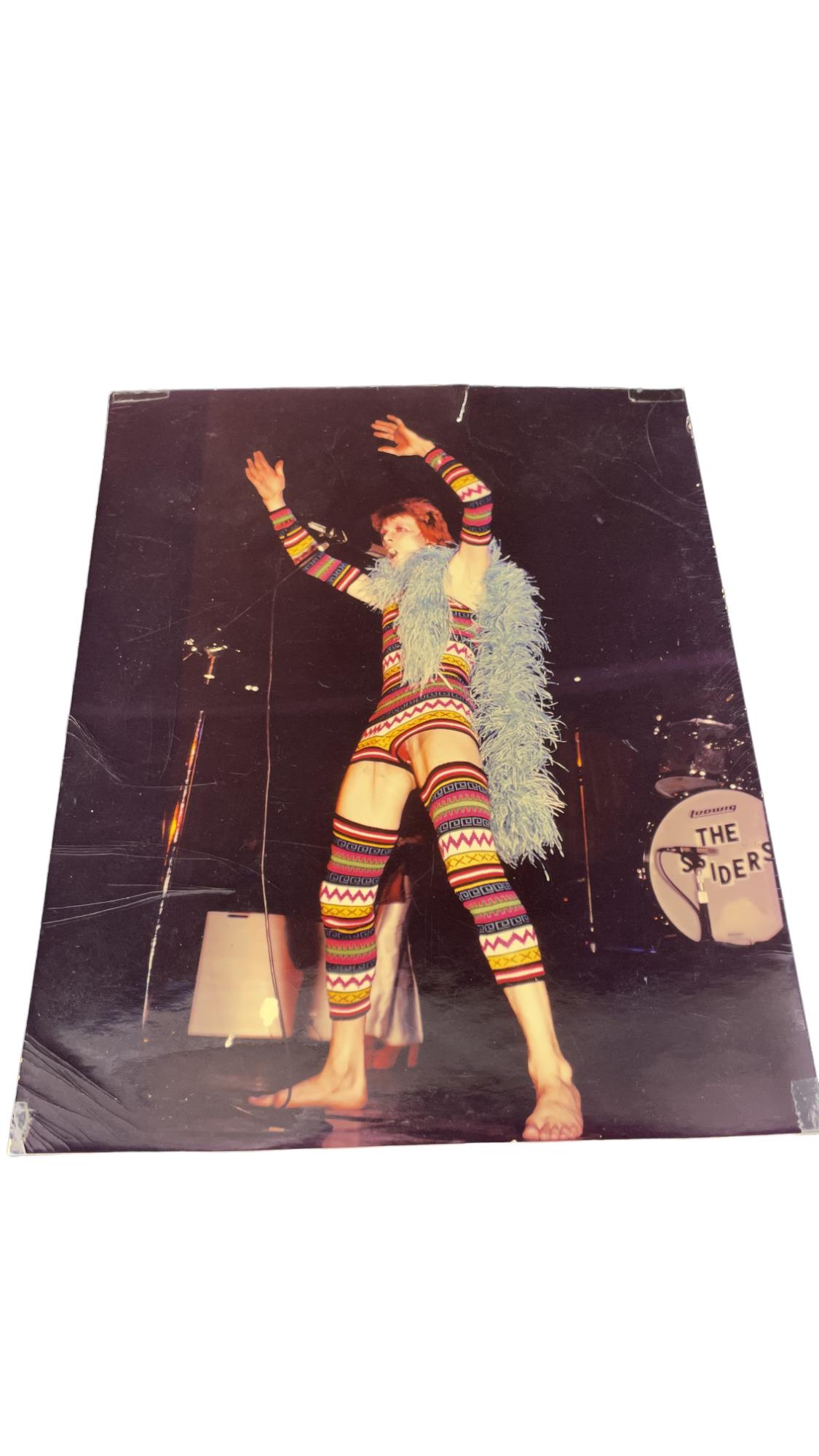 RICHARD CREAMER PHOTOGRAPH OF DAVID BOWIE STAMPED ON THE BACK (1 of 4)