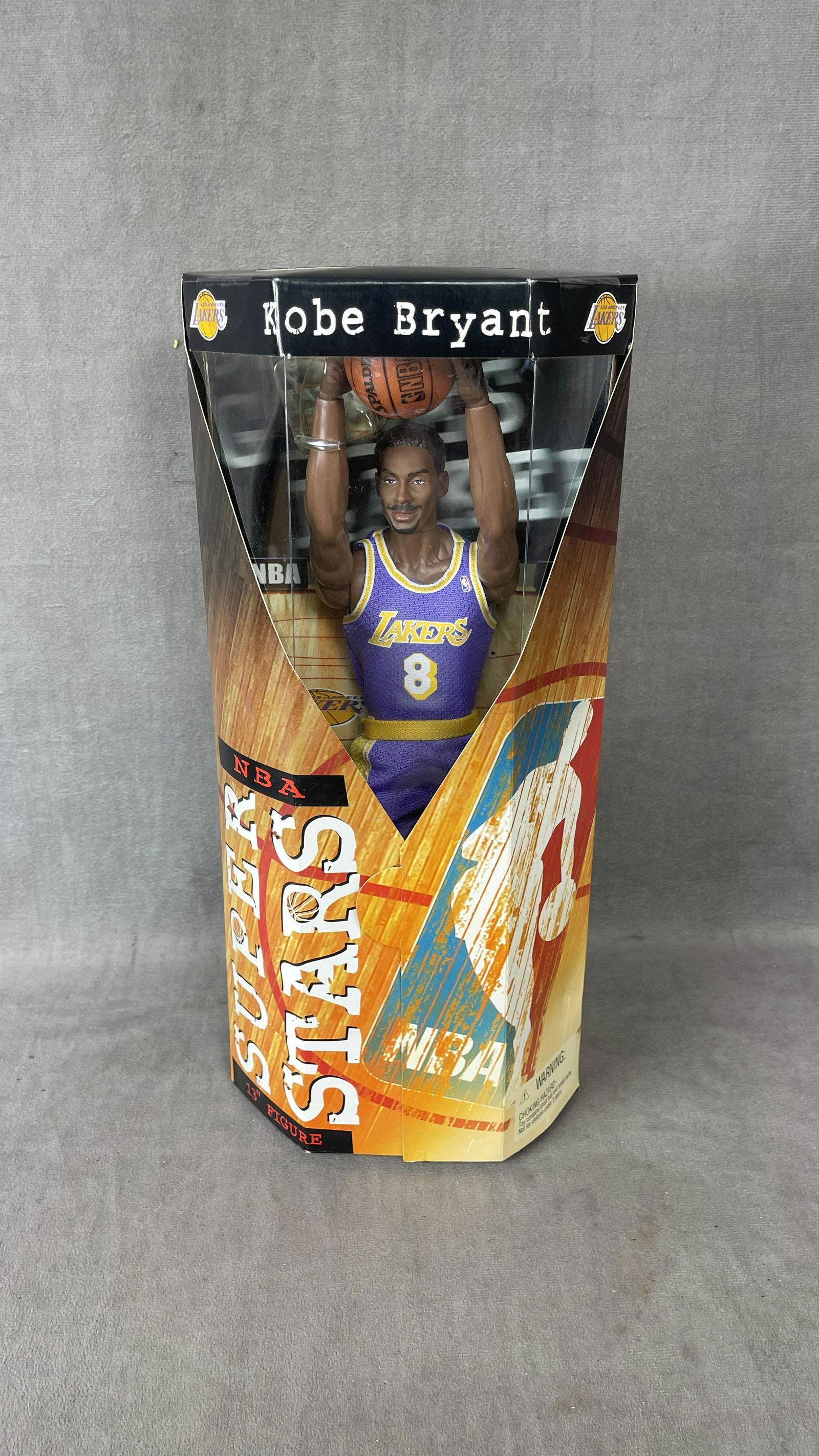 1999 NBA Superstar Lakers Kobe Bryant Figure Court 13" (1 of 5)