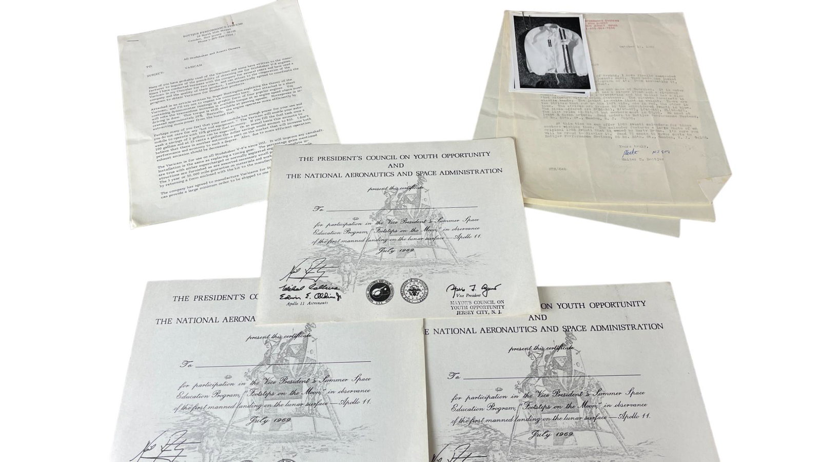 Vintage Original Studebaker & Avanti Signed Paperwork & Photograph Collection Lot: Vintage Original Studebaker & Avanti Signed Paperwork & Photograph Collection Lot - Signed Walter D. Bottjer