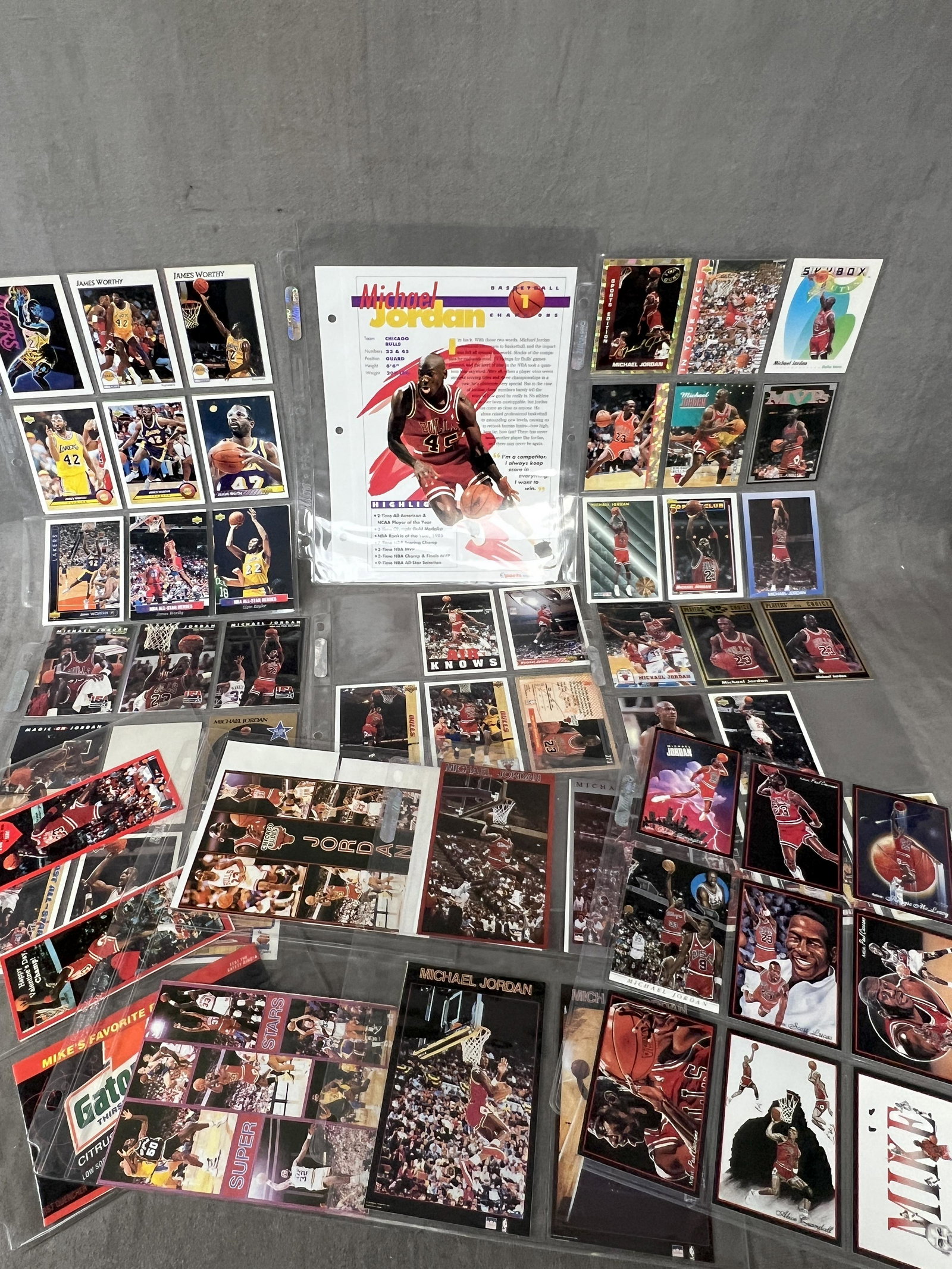 Vintage rare hockey, NHL trading card collection lot Guy Lafleur: Vintage rare hockey, NHL trading card collection lot Guy Lafleur
