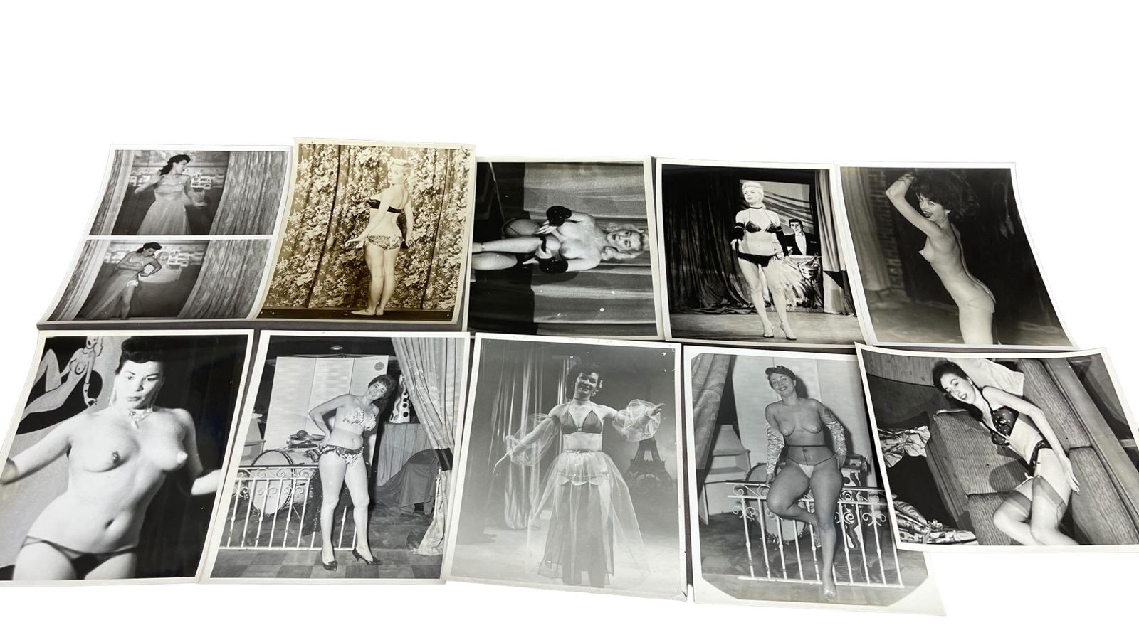 Vintage 1950's Original Burlesque Nude Pin up Model Risque Photo 8x10 Black & White Photographs: Vintage 1950's Original Burlesque Nude Pin up Model Risque Photo 8x10 Black & White Photographs