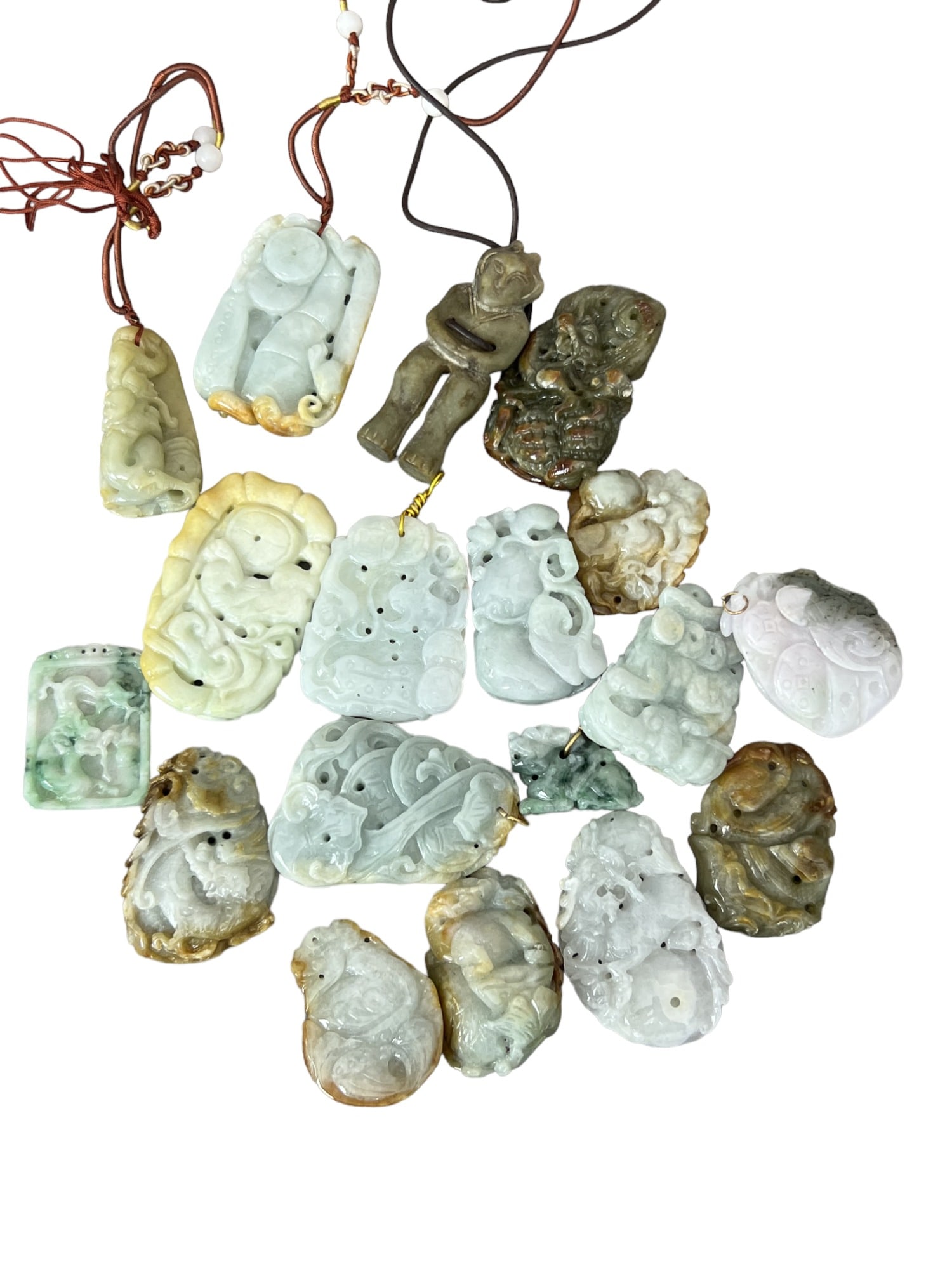 Chinese Carved jade pendant collection lot of 18 pieces (1 of 10)