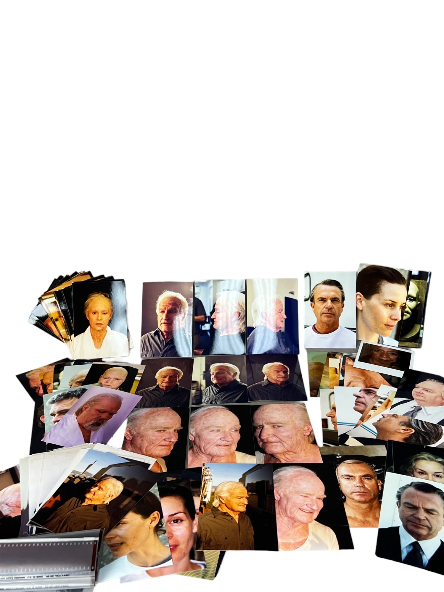 Bicentennial Man movie Robin Williams behind the scenes candid make up photo collection (1 of 15)