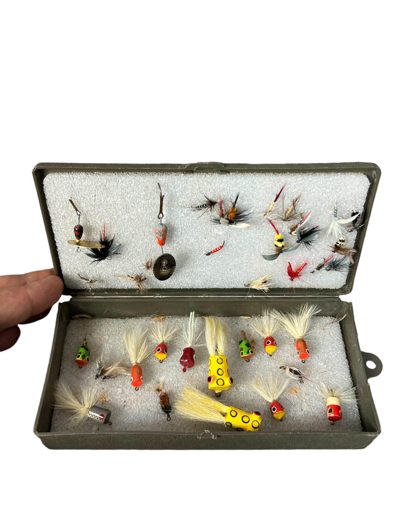 Vintage fly fishing lure collection lot (1 of 6)