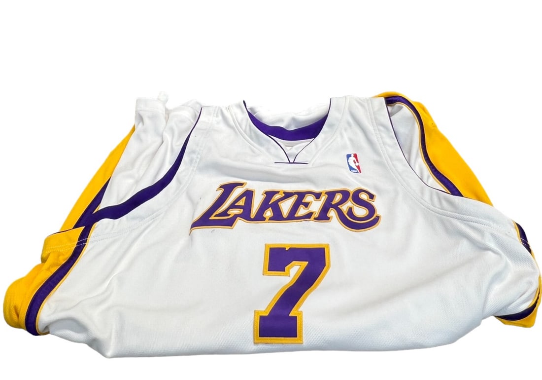LA Lakers Lamar Odom game used worn gray flannel with COA GFS grayflannel INC. (1 of 7)