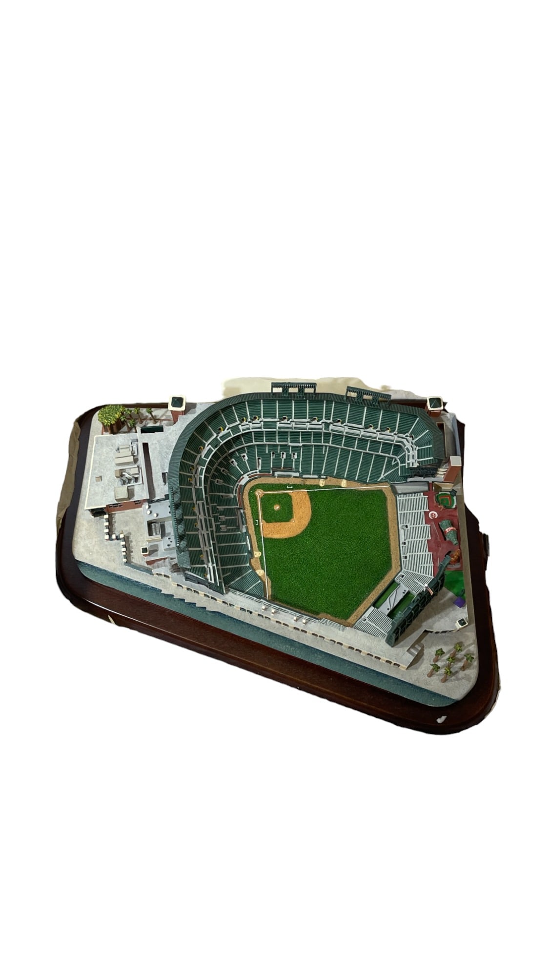 Pacific Bell Park Home of The San Francisco Giants Detailed Replica W/ COO & COR: Pacific Bell Park Home of The San Francisco Giants Detailed Replica W/ COO & COR - Each Replica is Expertly crafted, painted by hand, and Officially0 licensed by Major League Baseball.- A finely detai