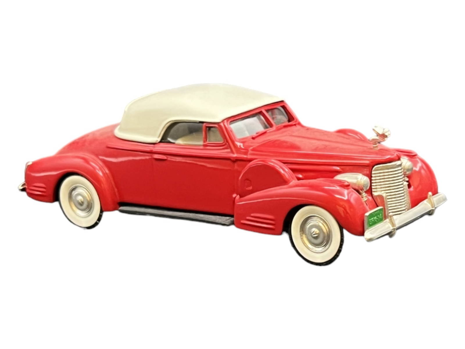 Vintage Model Car 143 Red Cadillac V 16 Convertible Coupe 1940 Auction