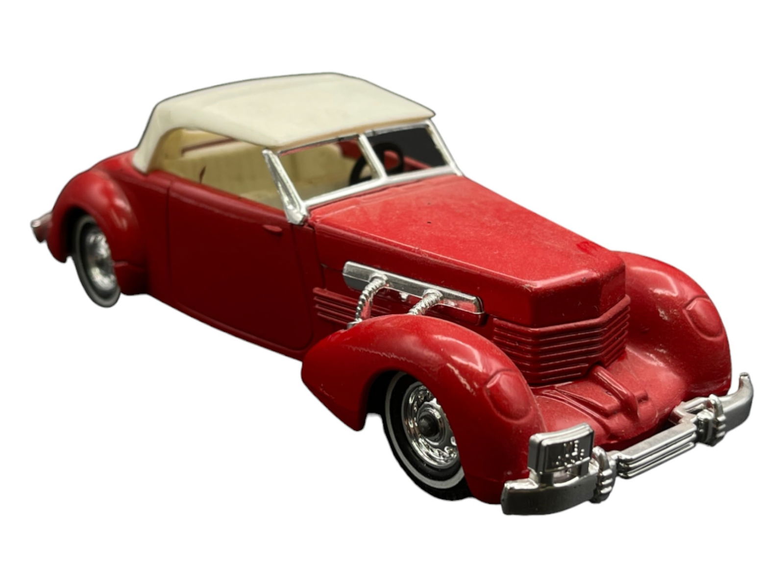 Vintage Model Car 1:43 Red Ford Model 812 Supercharged Conv. Phaeton Sedan Matchbox (1 of 5)