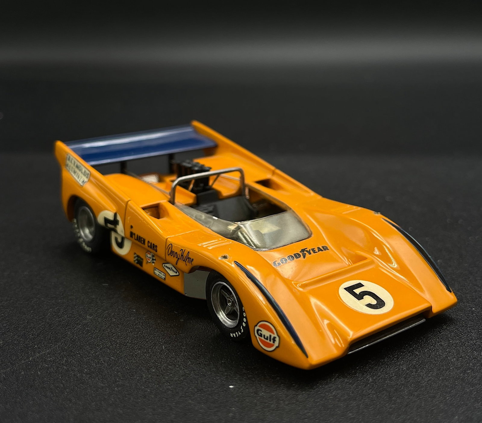 Vintage Model Car 1:43 Yellow/Orange Mclaren M8D - MM10 - John Simons (1 of 5)