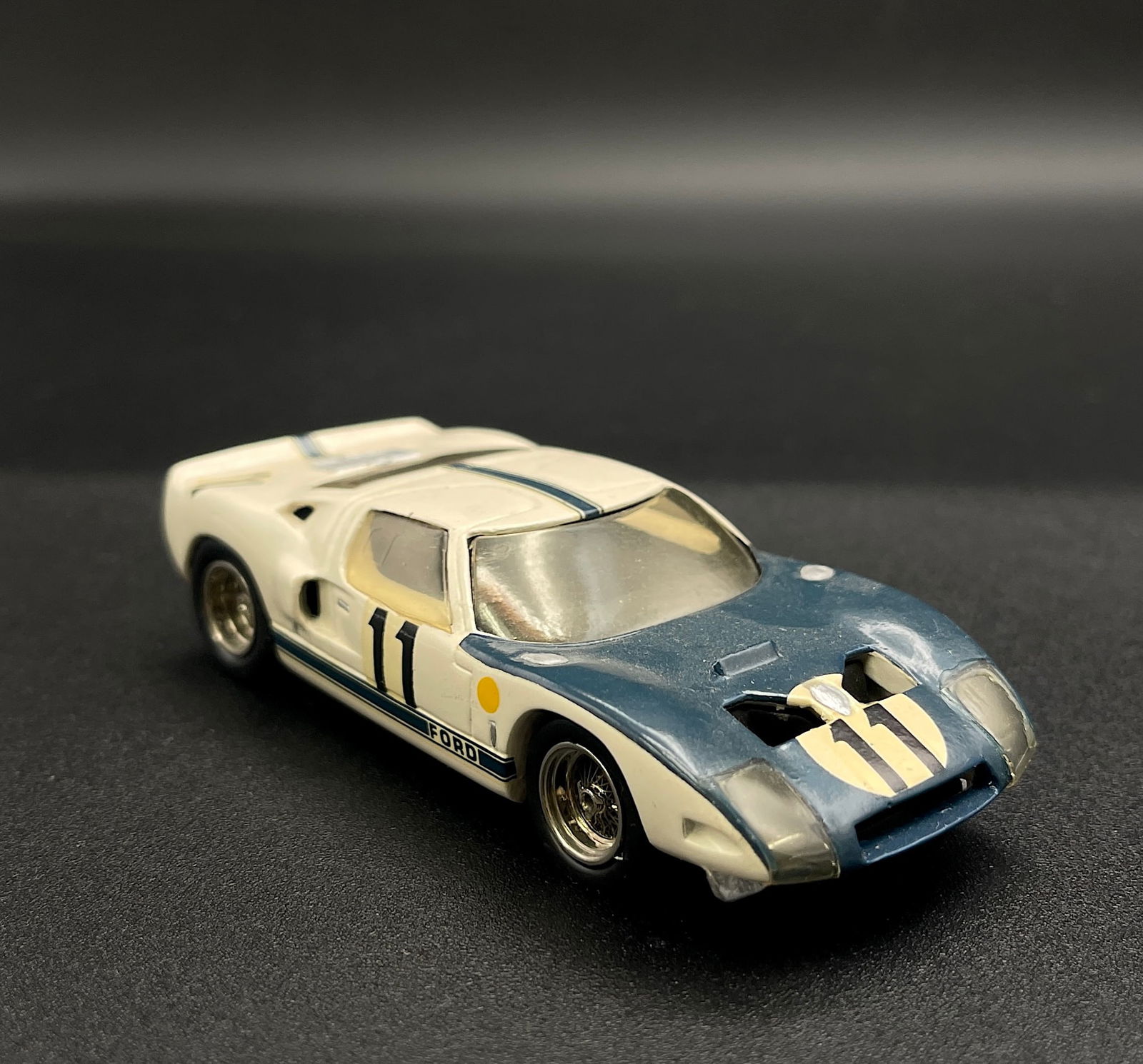 Vintage Model Car 1:43 White/Blue Ford GT Le Mans 1964 - Tenariv (1 of 5)