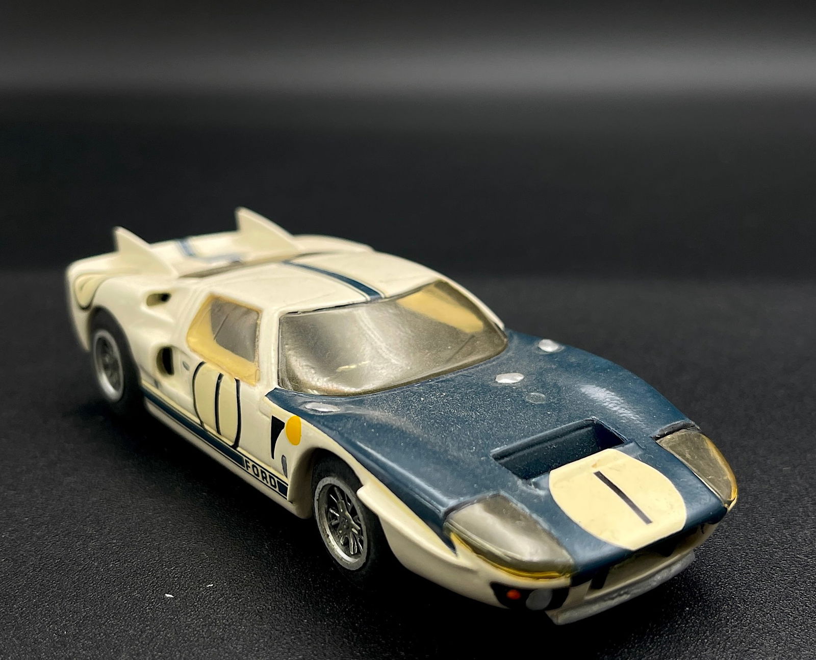 Vintage Model Car 1:43 White/Blue Ford MKII Le Mans 1965 Tenariv (1 of 5)