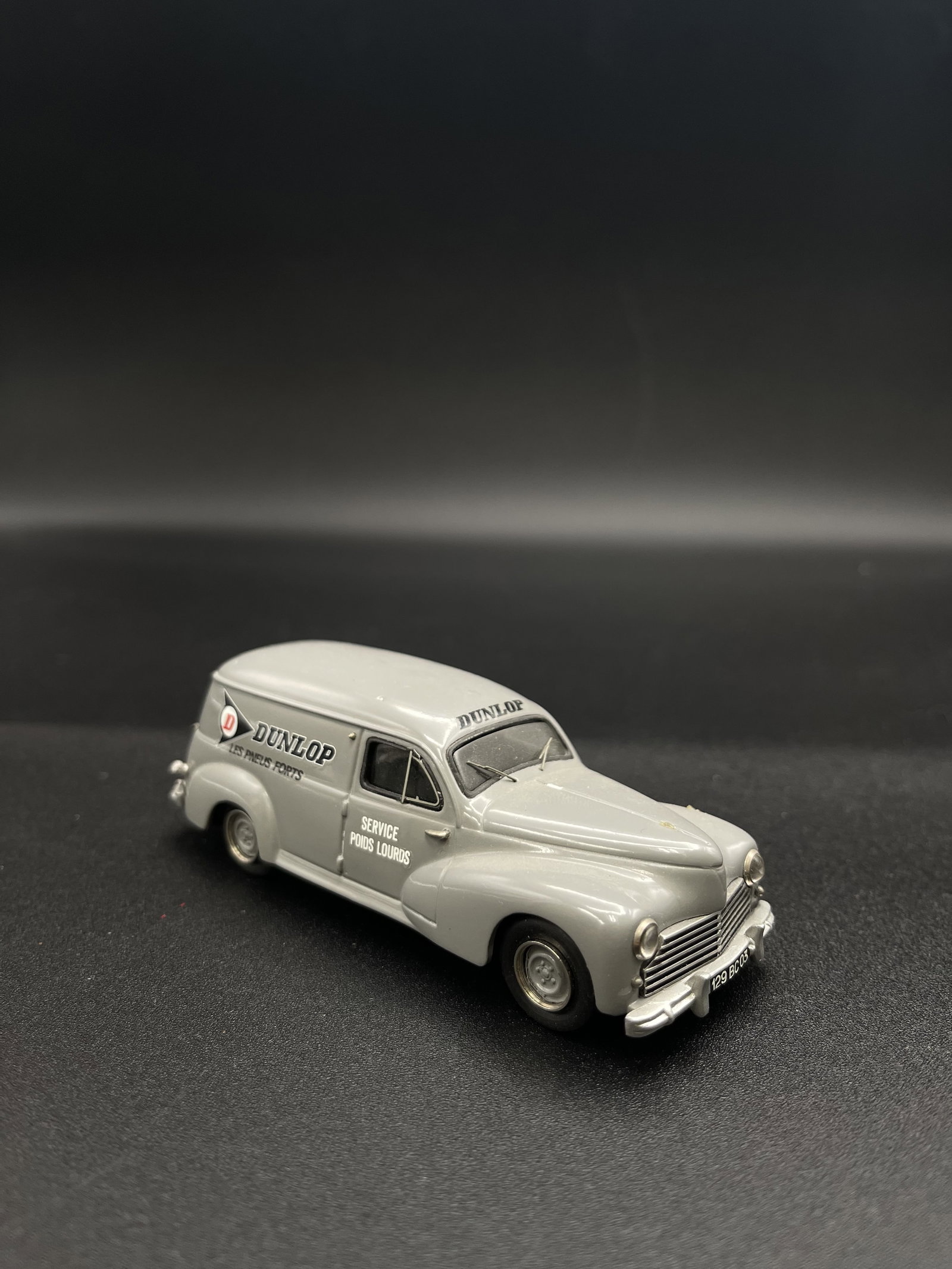 Vintage Model Car 1:43 Grey Peugeot 203 Fourgonnette AMR 385: Vintage Model Car 1:43 Grey Peugeot 203 Fourgonnette AMR 385