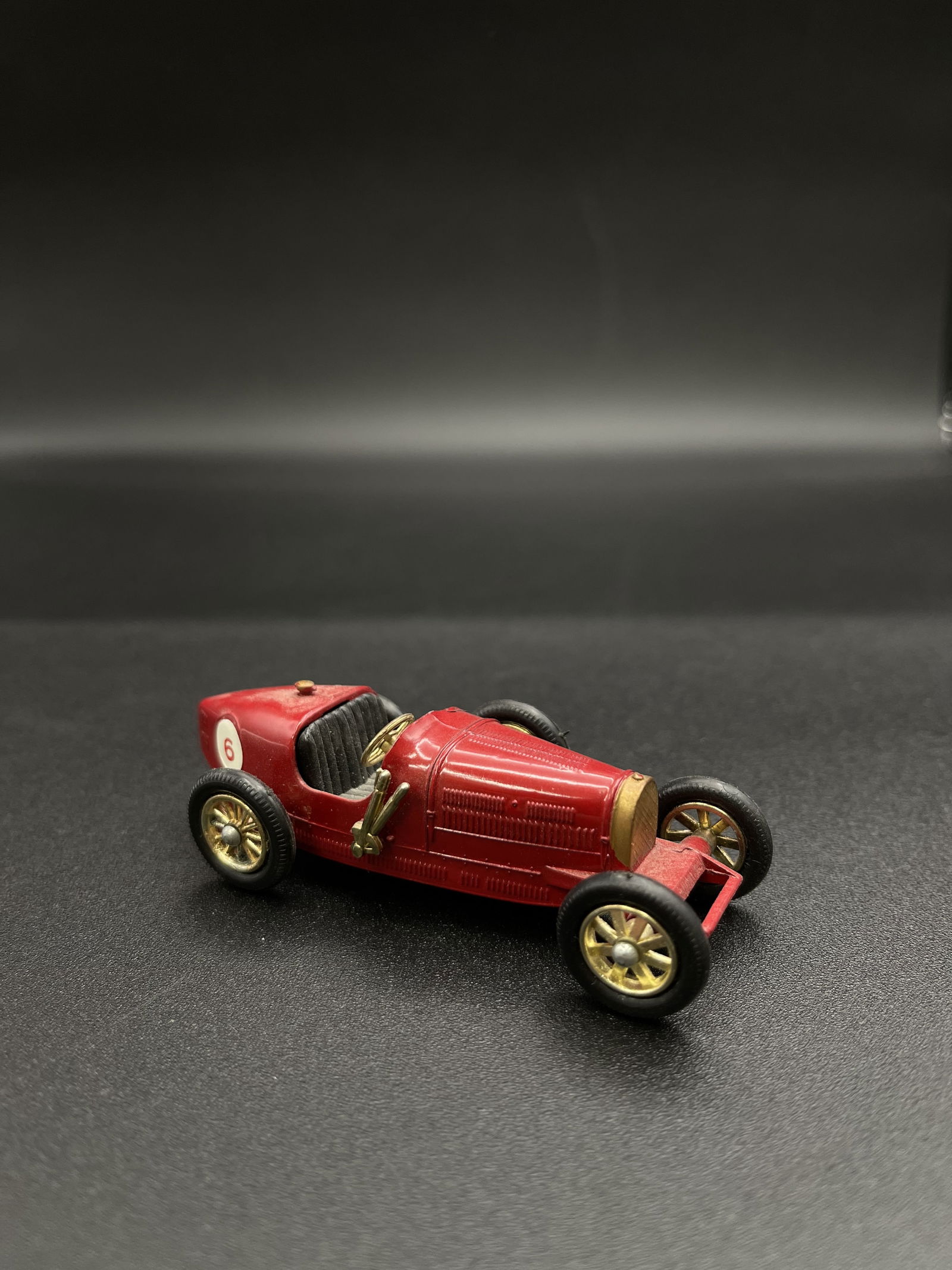 Vintage Model Car 1:43 Red 1926 Type 35 Bugatti Lesney Yesteryear (1 of 5)