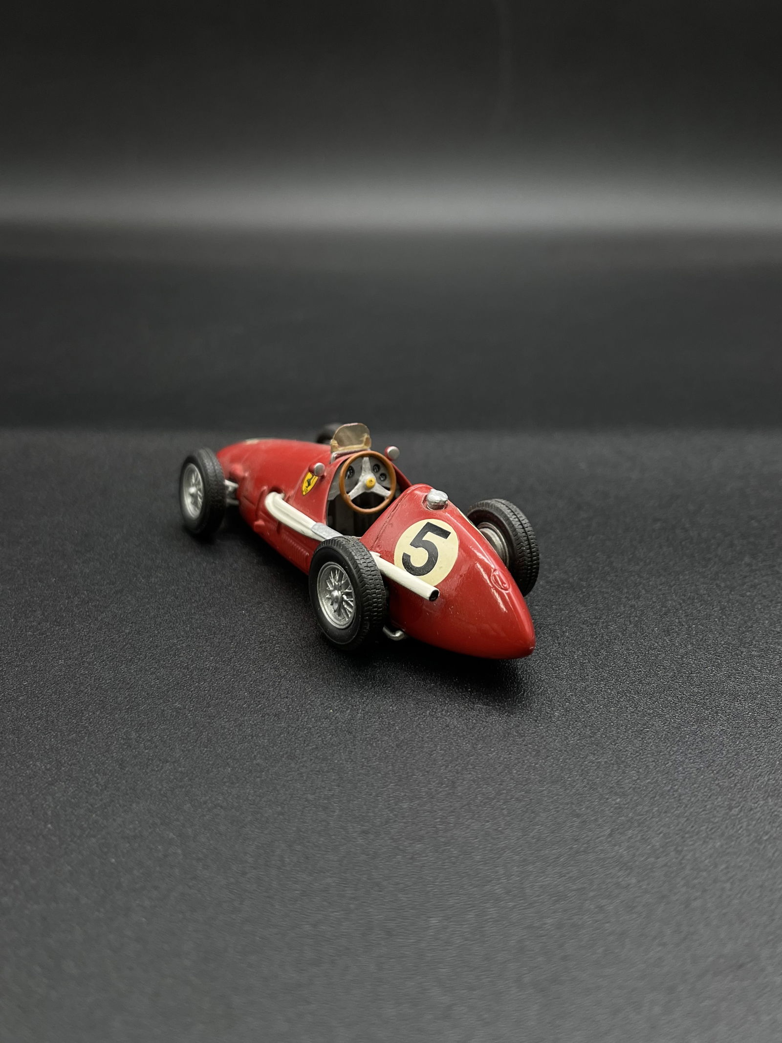 Vintage Model Car 1:43 Red #5 Ferrari 500 F2 1952-53 Historic Replicars #351 (1 of 5)