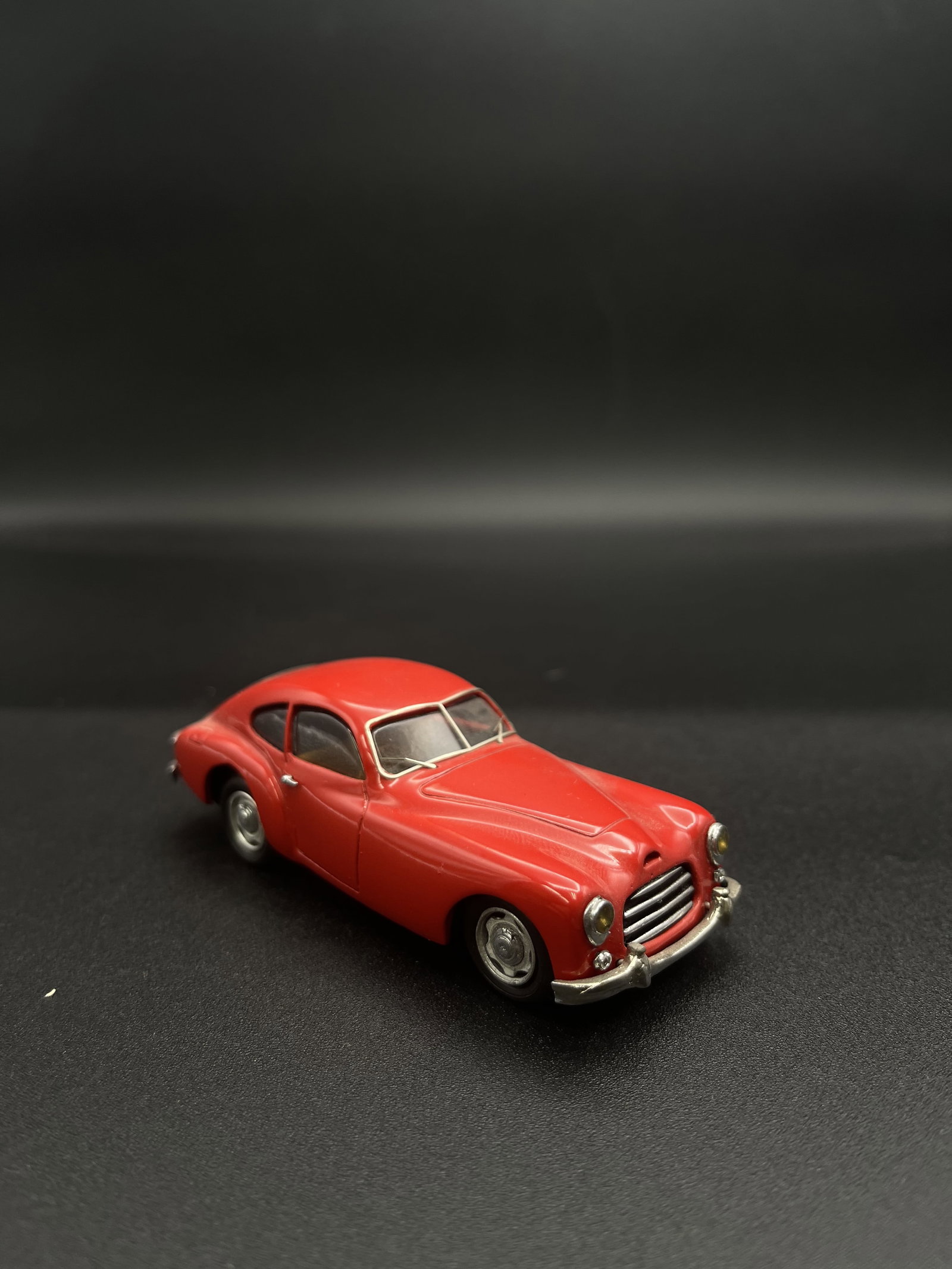 Vintage Model Car 1:43 Red Ferrari 166 Farina 1949 By C. Gouel '86 M.C.M. Ref 26: Vintage Model Car 1:43 Red Ferrari 166 Farina 1949 By C. Gouel '86 M.C.M. Ref 26