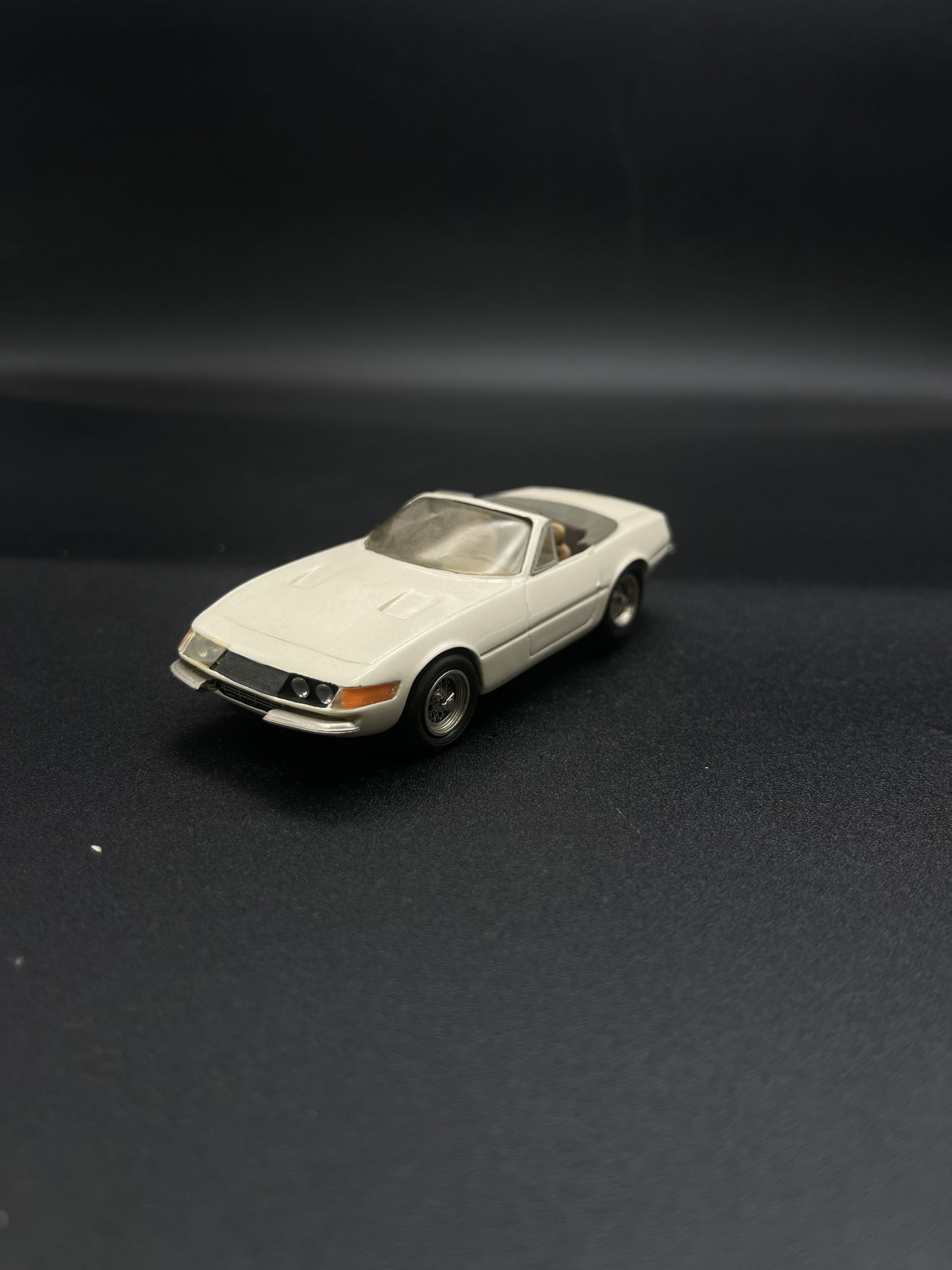 Vintage Model Car 1:43 White Ferrari Daytona Provence Moulage - France Signed (1 of 5)