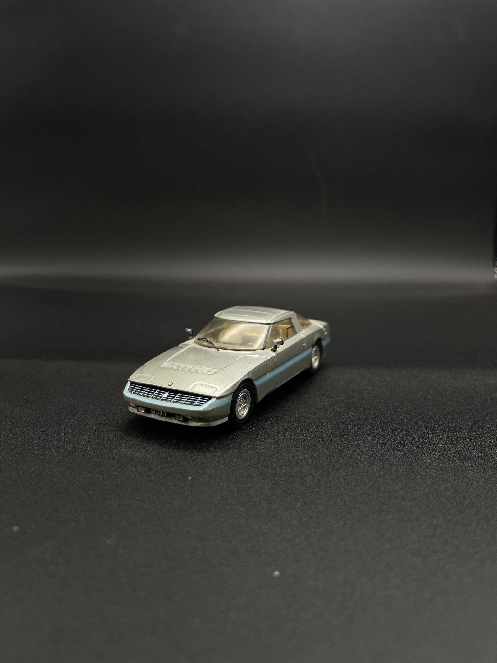 Vintage Model Car 1:43 Silver Ferrari 400I Meera S Michelotti M.O.G. 1/8 - 130/150 M. Gourbeyre: Vintage Model Car 1:43 Silver Ferrari 400I Meera S Michelotti M.O.G. 1/8 - 130/150 M. Gourbeyre