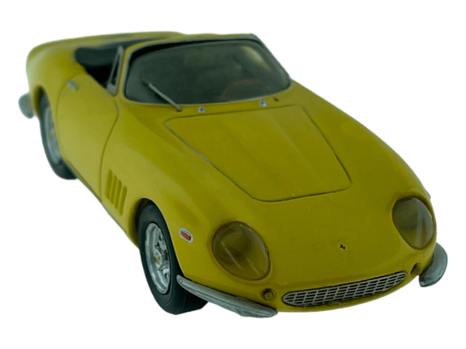 Vintage Model Car 1:43 Yellow Ferrari Spyder Nembo: Vintage Model Car 1:43 Yellow Ferrari Spyder Nembo