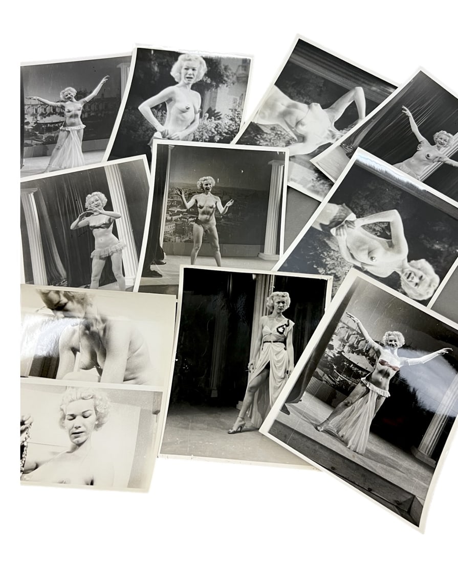 Vintage 1950'S Original Burlesque Nude Pin Up Model Risque 8x10 Black And White Photographs: Vintage 1950's Original Burlesque Nude Pin Up Model Risque 8x10 Black and White Photographs. 10 Photos.